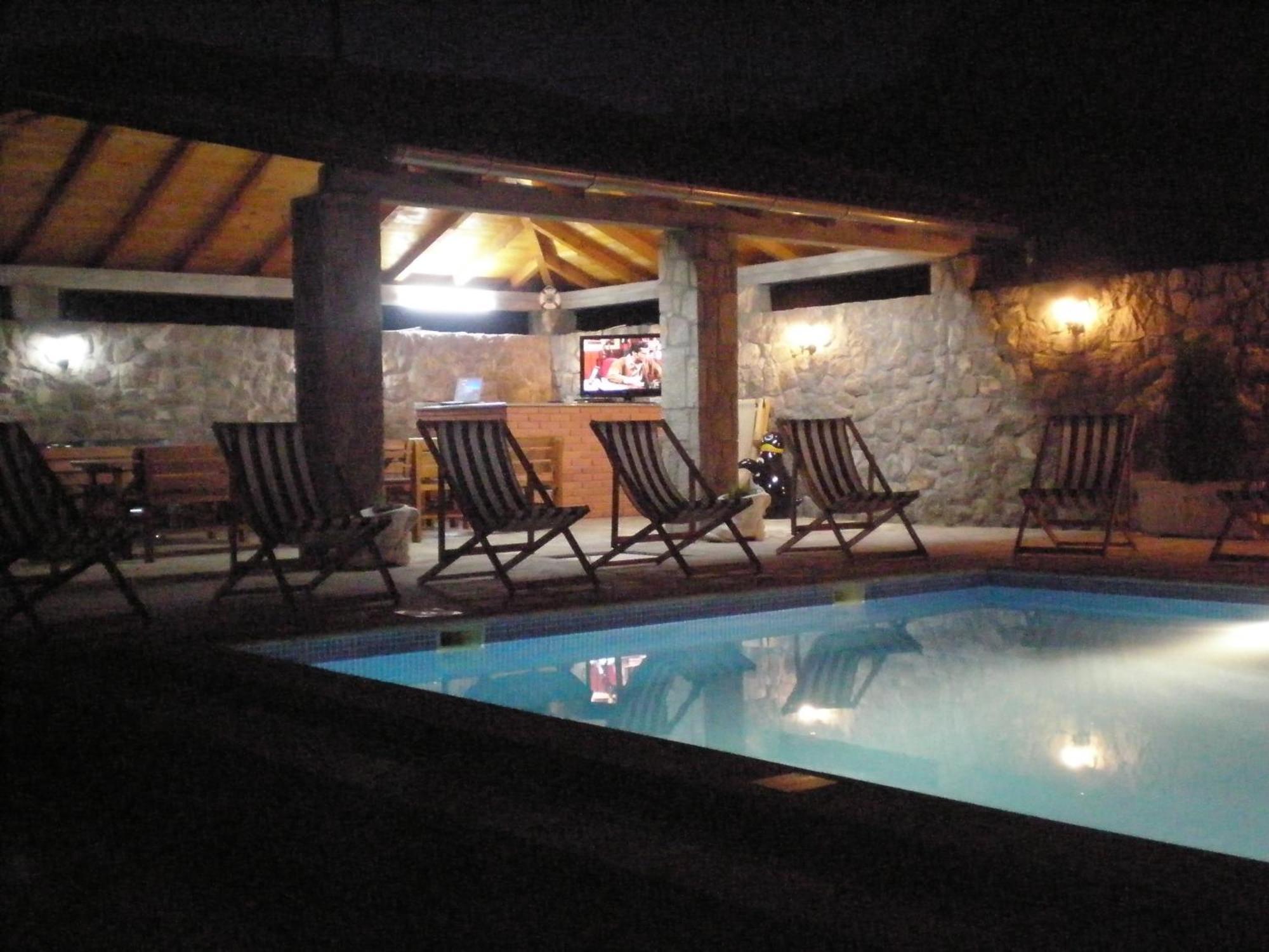 Apartments Vila Lazarevic Tivat Luaran gambar