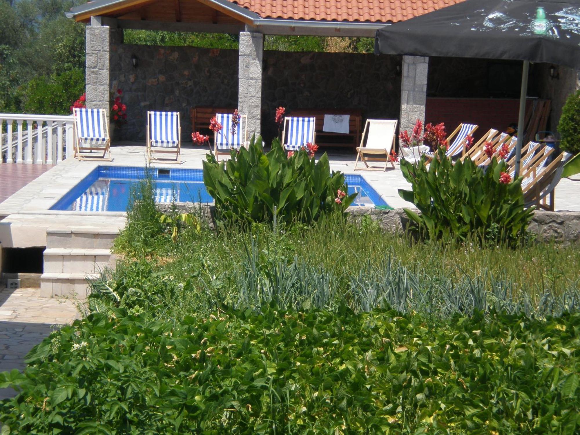 Apartments Vila Lazarevic Tivat Luaran gambar