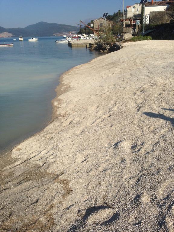 Apartments Vila Lazarevic Tivat Luaran gambar